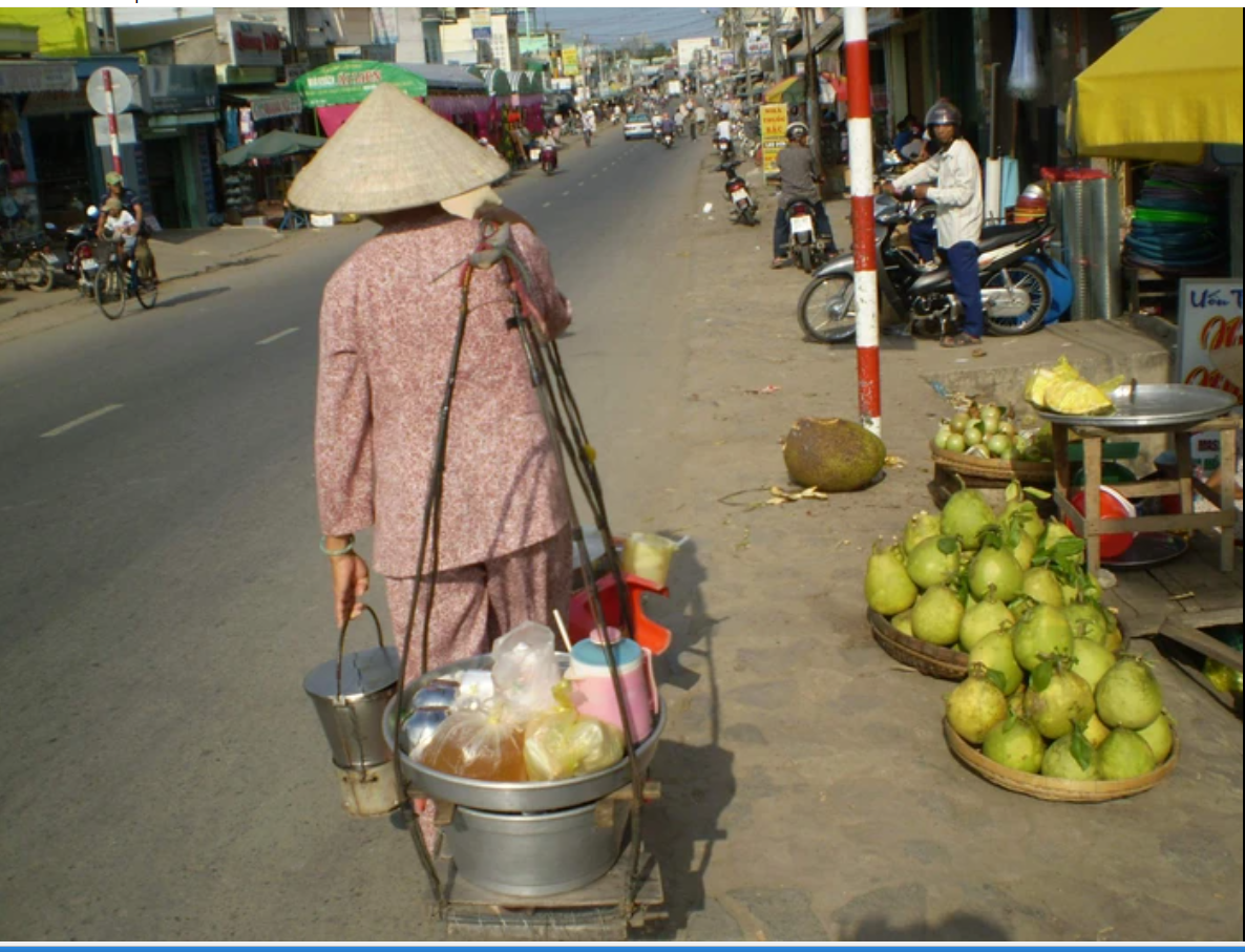 Những người hàng rong được nghỉ Tết